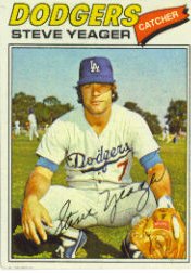 1977 Topps Baseball Cards      105     Steve Yeager